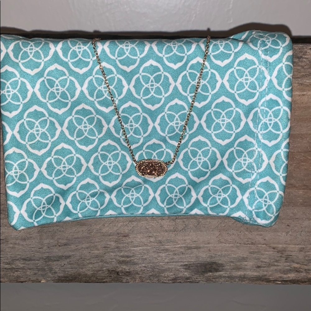 Kendra Scott necklace!